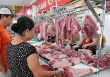 Heo mảnh về chợ đầu mối nhiều, giá thịt giảm nhẹ