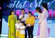Mẹ chồng dùng giọng hát giúp đỡ con dâu nghèo khó