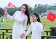 Người dân và du khách nô nức check-in tại Quảng trường Ba Đình mừng 50 năm Giải phóng miền Nam