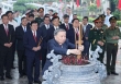 Tổng Bí thư Tô Lâm dâng hương tưởng niệm Tổng Bí thư Nguyễn Văn Linh