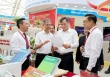 Tân Chủ tịch Viện Hàn lâm KHXH Việt Nam thăm gian trưng bày tại Triển lãm thành tựu đất nước