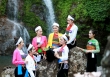 25 thí sinh “Người đẹp xứ Mường 2019” khoe sắc tại thác Cửu Tú Sơn 