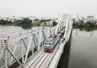 Đoàn tàu đầu tiên chạy qua cầu đường sắt Bình Lợi mới