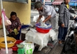 Hôn mê, tử vong vì ăn côn trùng