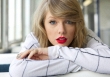 Taylor Swift viết tâm thư cầu cứu khi không được hát ca khúc của mình.