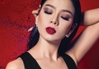 Lệ Quyên dành nguyên dàn ghế VIP, mời đội tuyển bóng đá xem liveshow tiền tỷ