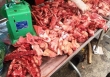 Các gia đình kêu gọi 'đụng lợn' như thời bao cấp để đối phó với tình trạng thịt tăng giá