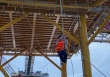 Vượt sóng gió đu dây lên nhà giàn DK1 mùa biển động