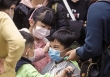 Virus corona hoành hành, phụ huynh thà cho con nghỉ học, mất bài!