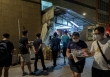 Dân Hong Kong đua nhau mua báo và cổ phiếu của ông trùm truyền thông Jimmy Lai