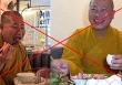 Video 'thầy chùa ăn thịt chó' đồng loạt được xóa bỏ