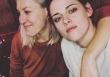 Kristen Stewart đính hôn với bạn gái đồng tính