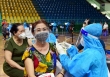 Đại biểu Quốc hội hỏi khi nào tiêm chủng Covid-19 cho người dân bằng vaccine do Việt Nam sản xuất