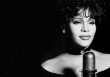 Whitney Houston: Từ cô bé hát Gospel trở thành diva nhạc Pop với chất giọng đa thanh kì lạ