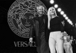 Versace: Từ thương hiệu xa xỉ bậc nhất đến thương vụ bạc tỷ gây tranh cãi và thử nghiệm bình dân hoá
