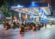 Khan hiếm xăng đã xuất hiện ở nhiều tỉnh trước thời điểm điều chỉnh giá chiều nay, 11/11
