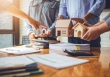 Ghi nhớ 3 quy tắc này nếu bạn đang suy nghĩ về việc mua bất động sản với anh chị em ruột