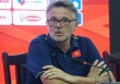 HLV Troussier nói thẳng về giấc mơ World Cup của tuyển Trung Quốc, chỉ ra điểm yếu nơi cầu thủ Việt Nam