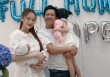 Con trai Nhã Phương - Trường Giang lần đầu lộ diện sau 1 tháng chào đời