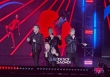 Westlife cất tiếng hát mở màn The Wild Dreams Tour, siêu hit Uptown Girl vang lên!