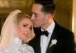 Thiên kim Paris Hilton bất ngờ thông báo con gái vừa chào đời, đúng 10 tháng sau khi đón quý tử cùng ông xã doanh nhân
