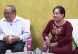 Cặp đôi hàng xóm trao nhau 'lần đầu' ở ruộng ngô, choáng váng với khối tài sản sau 55 năm hôn nhân sóng gió 