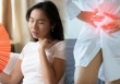 Phụ nữ mãn kinh ở tuổi 45 và 55, ai già đi nhanh hơn?