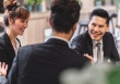 Bất ngờ khi thấy giúp việc tiếp khách 'cao tay' hơn chủ nhà