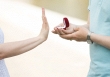 Bạn trai cầu hôn giữa đám đông khiến tôi xấu hổ muốn độn thổ