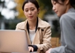 Em chồng gửi cho tôi 2 bức ảnh và xin tôi giữ kín bí mật cho em