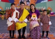 Vợ chồng hoàng hậu 'vạn người mê' của Bhutan đăng ảnh gia đình mừng năm mới, tiểu công chúa 3 tháng tuổi lập tức 'chiếm spotlight'