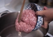 Những món thuộc 'danh sách đen' dù giảm giá cũng đừng mua ăn Tết vì có thể khiến cả gia đình rước bệnh