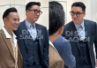Seungri bất ngờ dự sự kiện tại TP.HCM, còn chụp ảnh thân thiết bên rapper Binz