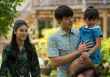  Về quê ăn Tết, bố chồng lấy ra hộp nho khô hết hạn làm tôi rớm nước mắt