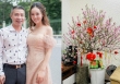 Vợ NSND Công Lý hé lộ góc nhỏ phòng khách đầy hoa tươi ngày cận Tết, bảo sao được khen là nàng dâu đảm đang
