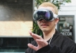 Trải nghiệm đắm chìm cùng Apple Vision Pro đầu tiên về đến Việt Nam, giá bằng 2 con xe SH