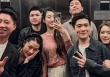 Hoa hậu Đỗ Mỹ Linh và chồng chủ tịch tụ tập cùng người thân đầu năm, một cử chỉ đủ thấy nàng hậu hạnh phúc khi làm dâu hào môn