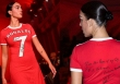 Bạn gái gây sốt khi mặc áo đấu của Ronaldo lên sàn diễn thời trang, được các nhóc tì đi theo ủng hộ hết mình