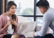 Chồng không giấu tôi điều gì nhưng càng biết những việc anh làm, tôi càng đau đớn chết lặng