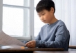 Cả nhà đi nhẹ nói khẽ, tức lộn ruột vẫn phải 'nhịn như nhịn cơm sống' khi có quý tử thi vào lớp 10
