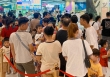 Khu vui chơi trong Trung tâm thương mại ở TP.HCM đông nghẹt người xếp hàng vào ngày nghỉ lễ cuối cùng