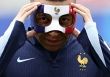 Vì sao Mbappe bị vỡ mũi nhưng vẫn không được đeo mặt nạ có cờ tuyển Pháp ra sân tại Euro 2024?