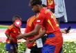 Thần đồng Lamine Yamal tuổi trẻ tài cao, mua 3 ngôi nhà cho người thân nhưng vô địch Euro vẫn phải trông em như thường 