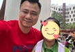 NSND Tự Long khoe ảnh con gái đầu lòng chẳng khác gì bản sao của bố, 'soi' trường cô bé theo học mới bất ngờ