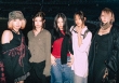 NewJeans lần đầu chung khung hình đọ sắc với “chị gái BLACKPINK', gây tranh cãi vì một lý do