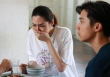 Khi biết lương đồng nghiệp của chồng 60 triệu/tháng, tôi quyết định bế con về nhà ngoại và làm thủ tục ly hôn