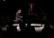 Nghệ sĩ piano Steve Barakatt đưa âm nhạc thế giới đến Hà Nội