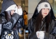 Jennie (BLACKPINK) lại tỏ vẻ khó chịu ở sân bay, chuyện gì đây?