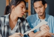 Khoe với chồng tổng tiền thưởng Tết của gia đình được 30 triệu, nào ngờ anh muốn dùng số tiền đó biếu mẹ và em dâu