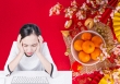 Năm ngoái về nhà ăn Tết, vợ chồng tôi tốn đến nửa năm tiền lương, nghĩ đến năm nay tôi lại RÙNG MÌNH SỢ HÃI